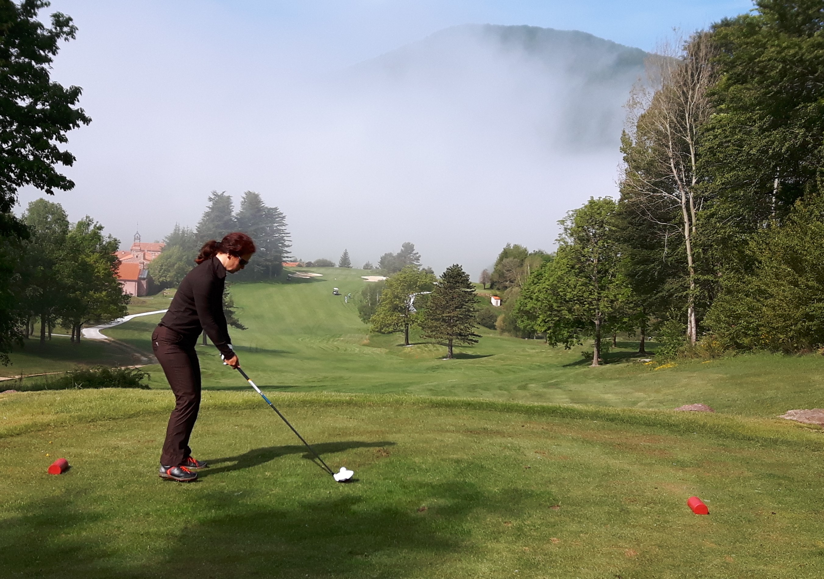2016 05 26 foncaude golfing in the mist 2 lk cut